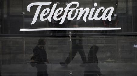 © Reuters. Telefónica trata de reducir presión en Brasil al bajar participación en TI