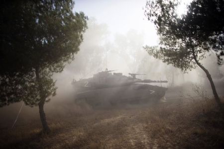 © Reuters. حماس: الغزو البري الإسرائيلي لغزة ستكون له "عواقب مروعة"
