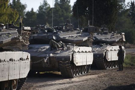 © Reuters. قطر تبحث عن دور كوسيط في غزة.. واسرائيل قلقة