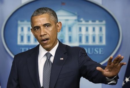 © Reuters. U.S. President Obama speaks about situation in Ukraine from the White House in Washington