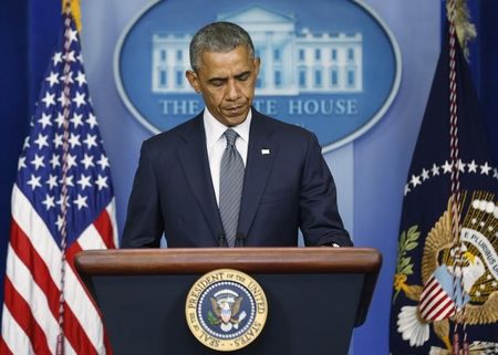 © Reuters. U.S. President Obama speaks about situation in Ukraine from the White House in Washington