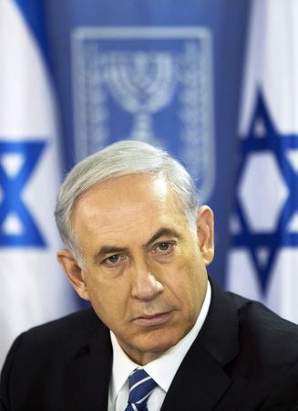 © Reuters. نتنياهو يقول انه سيفعل كل ما هو ضروري لاستعادة الهدوء في غزة