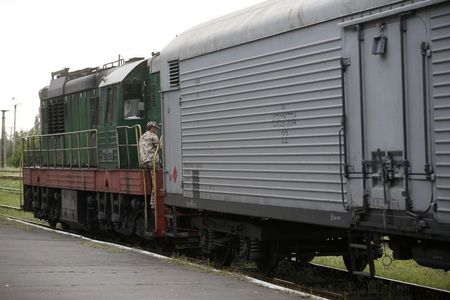 © Reuters. DÉBUT DU TRANSFERT DES CORPS DES VICTIMES DU VOL MH17 