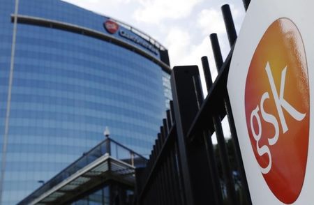© Reuters. The GlaxoSmithKline building is pictured in Hounslow, west London