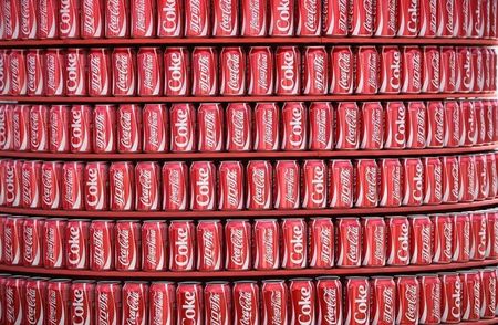 © Reuters. Coca Cola cans are seen at a concession inside the Dunas arena soccer stadium in Natal