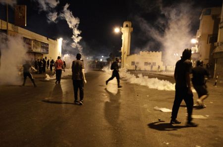 © Reuters. جمعية الوفاق البحرينية المعارضة تنفي مخالفة القانون