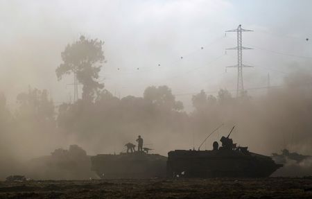 © Reuters. الامم المتحدة تفتح تحقيقا في مزاعم عن جرائم حرب اسرائيلية في غزة