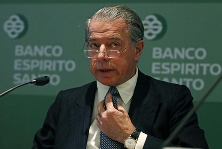 © Reuters. Ex CEO de Banco Espírito Santo fue detenido, comparecerá ante un juez