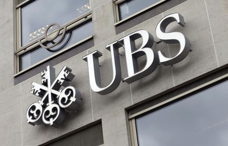 © Reuters. The logo of UBS bank is seen at its Belgian office in Brussels