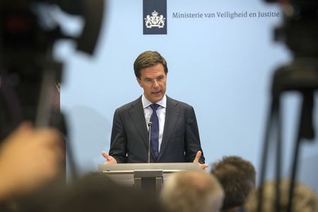 © Reuters. Netherlands' Prime Minister Mark Rutte speaks at a news conference at The Hague