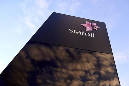 © Reuters. Логотип Statoil на штаб-квартире компании в Ставангере