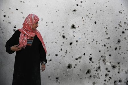 © Reuters. Israel y Hamás acuerdan un alto el fuego humanitario de 12 horas