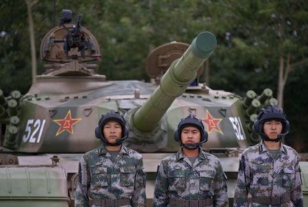 © Reuters. الصين تجري تدريبات عسكرية على الساحل الجنوبي الشرقي