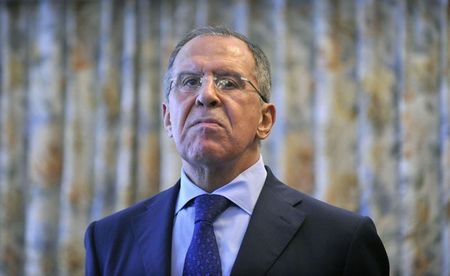 © Reuters. Russia's Foreign Minister Sergey Lavrov looks on during a news conference in Maribor