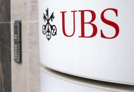 © Reuters. The logo of UBS bank is seen at its Belgian office in Brussels
