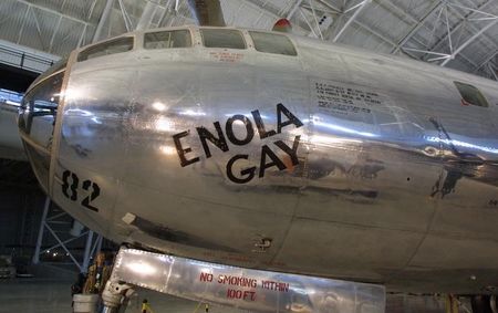 © Reuters. MORT DU DERNIER MEMBRE D'ÉQUIPAGE DE L'ENOLA GAY