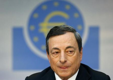 © Reuters. European Central Bank President Draghi pauses during the monthly ECB news conference in Frankfurt