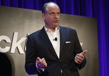 © Reuters. Hans-Christoph Quelle, CEO of German firm Secusmart GmbH speaks at the BlackBerry Security Summit in New York City