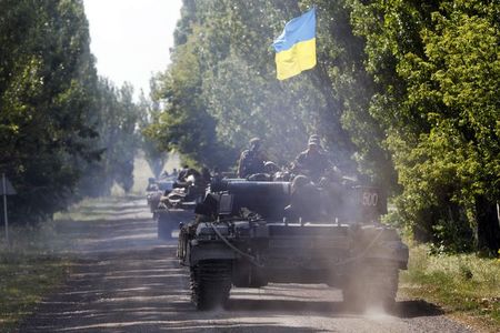 © Reuters. مقتل 10 جنود أوكرانيين في هجوم للإنفصاليين
