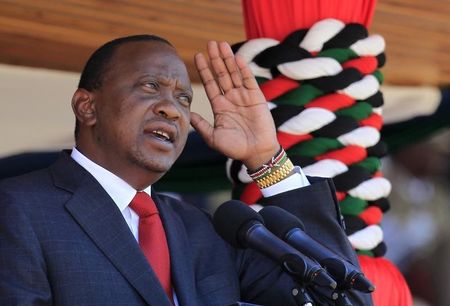 © Reuters. Kenyatta addresses the nation during celebrations for Madaraka Day in Nairobi
