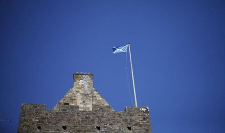 © Reuters. La campaña por la independencia escocesa se estanca antes de la votación