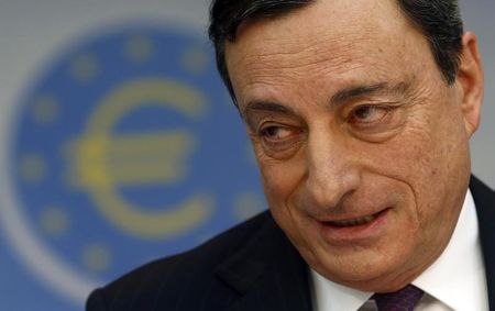 © Reuters. Francia pide al BCE y a Alemania hacer más contra el riesgo de deflación