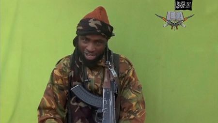 © Reuters. Un vídeo de Amnistía muestra el degollamiento de sospechosos de Boko Haram