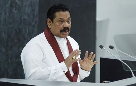 © Reuters. Sri Lanka's President Mahinda Rajapaksa addresses the 68th United Nations General Assembly at U.N. headquarters in New York