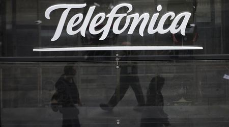 La retirada de Telefónica de Telecom Italia alivia el temor de Brasil