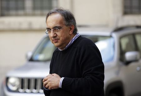 © Reuters. Fiat Chief Executive Marchionne looks on during a meeting with Italian Prime Minister Renzi (not pictured) to mark the presentation of new 