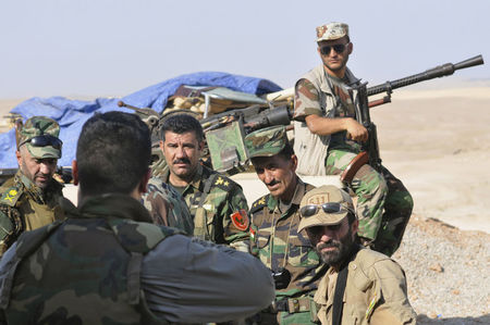 © Reuters. الأمم المتحدة: إنقاذ بعض المحاصرين في جبل سنجار بالعراق وفرار 200 ألف