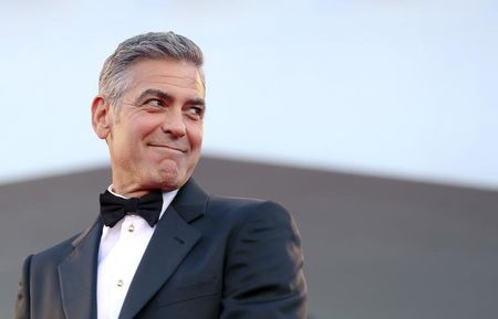 © Reuters. LES BANS DU MARIAGE DE GEORGE CLOONEY ET AMAL ALAMUDDIN ONT ÉTÉ PUBLIÉS À LONDRES