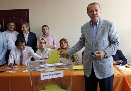 © Reuters. اردوغان: الشعب التركي عبر عن إرادته في انتخابات الرئاسة