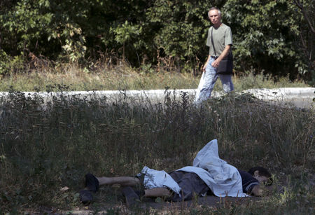 © Reuters. Mueren 12 combatientes nacionalistas ucranianos en una emboscada rebelde