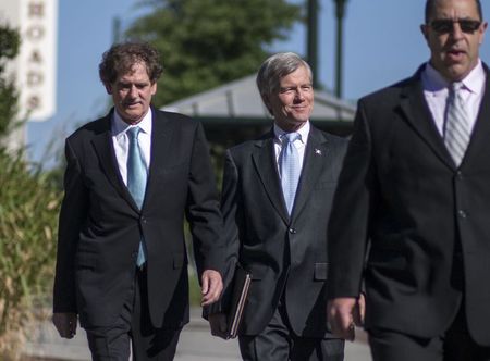 © Reuters. Former Virginia Governor Robert McDonnell arrives with his legal team for his trial in Richmond