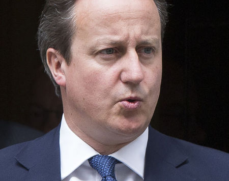 © Reuters. Britain's Prime Minister David Cameron leaves Downing Street in London