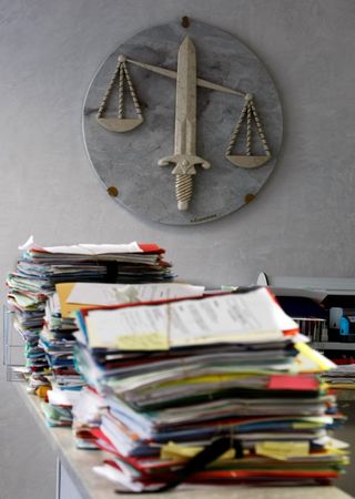 © Reuters. DEUX ADOLESCENTES PRÉSUMÉES CANDIDATES AU DJIHAD DÉFÉRÉES DEVANT LA JUSTICE