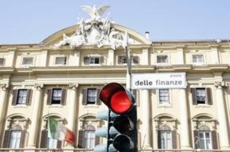 © Reuters. A general view of the Financial Ministry palace in Rome