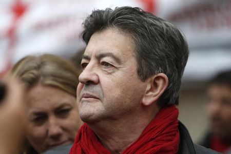 © Reuters. JEAN-LUC MÉLENCHON QUITTE LA CO-PRÉSIDENCE DU PARTI DE GAUCHE