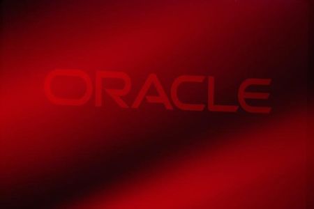 © Reuters. Oracle Corporation logo is seen on stage prior to the announcement of the company's latest SPARC servers at Oracle Conference Center in Redwood Shores