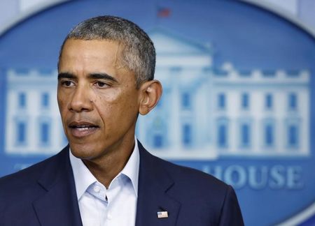 © Reuters. عطلة أوباما انتهت لكن الانتقادات لم تتوقف