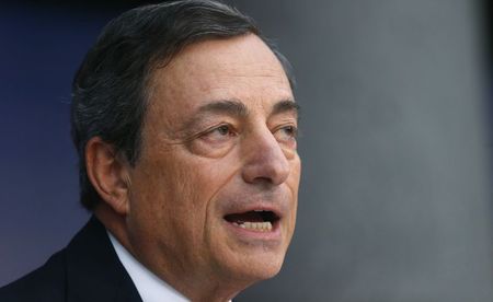 © Reuters. European Central Bank President Draghi speaks during the bank's monthly news conference in Frankfurt