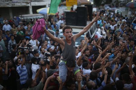 © Reuters. ماذا في اتفاق وقف إطلاق النار في غزة؟