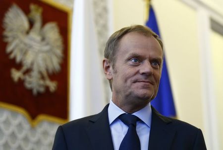 © Reuters. Poland's Prime Minister Donald Tusk attends the weekly government meeting at the Prime Minister's Chancellery in Warsaw