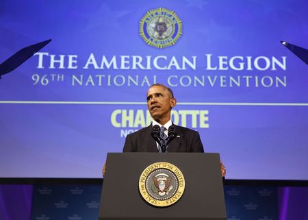 © Reuters. أوباما يتعهد بمعاقبة مقاتلي تنظيم الدولة الإسلامية