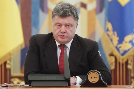 © Reuters. Presidente da Ucrânia participa de reunião do seu conselho de segurança em Kiev