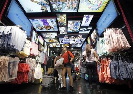 © Reuters. Customers shop at a Primark store on Oxford Street in London