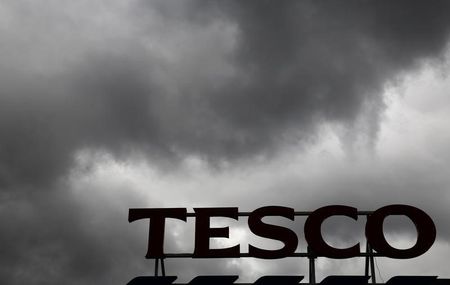 © Reuters. Grey clouds hang over a Tesco Extra store in New Malden southwest London