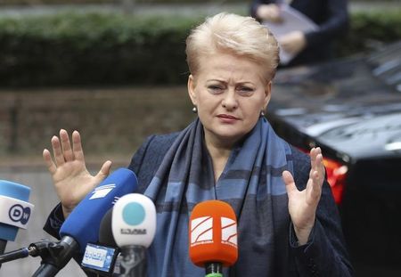 © Reuters. الرئيسة الليتوانية :روسيا في حالة حرب فعلية مع الاتحاد الأوروبي