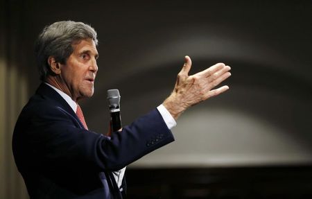© Reuters. كيري : أمريكا تسعى لتكوين تحالف لمحاربة "سرطان" الدولة الإسلامية